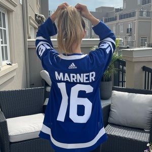 Mitch Marner Jersey / Toronto maple leafs